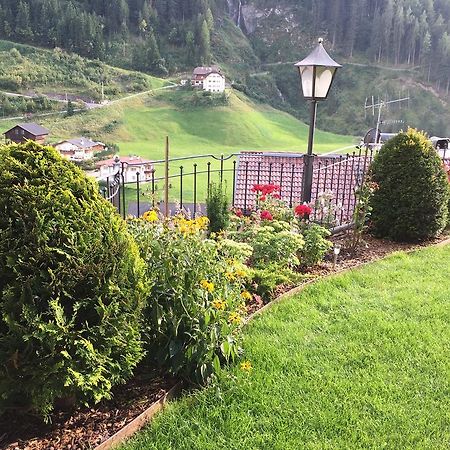 Garni Mezdi Hotel Santa Cristina Val Gardena Buitenkant foto