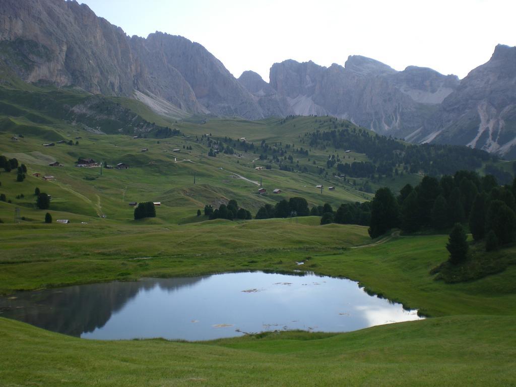 Garni Mezdi Hotel Santa Cristina Val Gardena Buitenkant foto